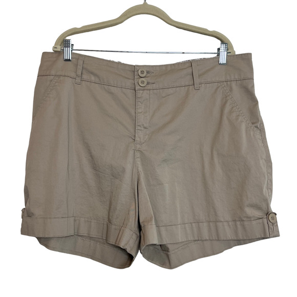 Lee One True Fit Womens Shorts 20W Beige Cotton Spandex Lower on the Waist - Picture 1 of 7